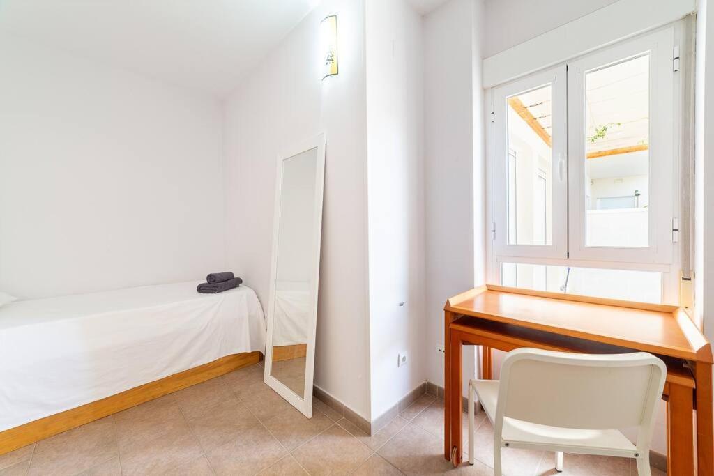 Trendy Homes Toyo Golf 알메리아 외부 사진