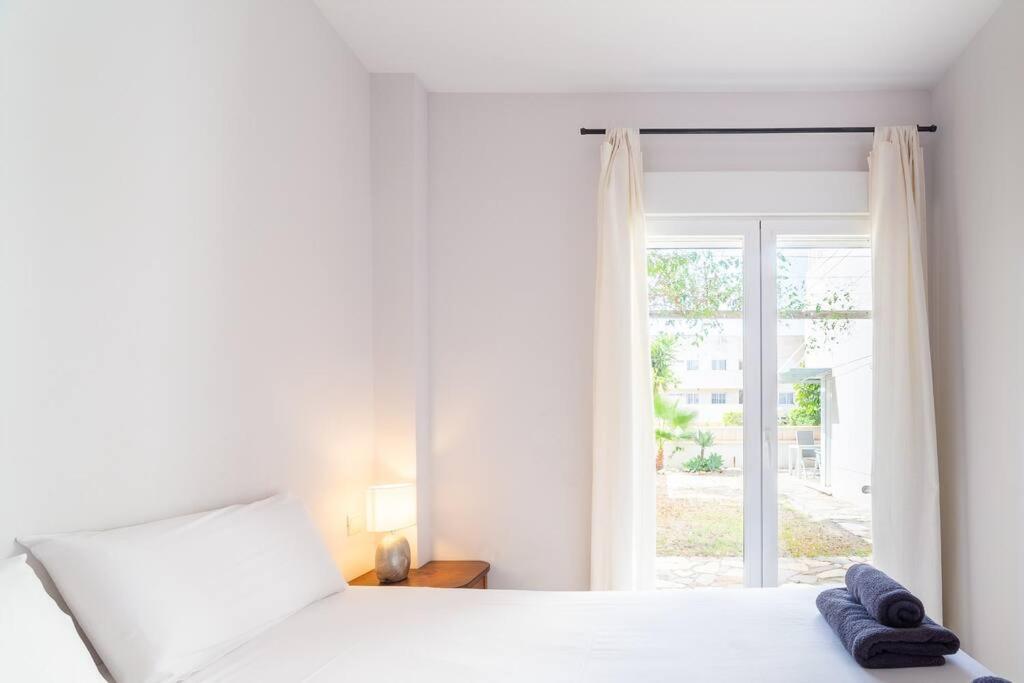 Trendy Homes Toyo Golf 알메리아 외부 사진